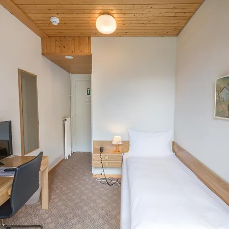 Berghof Amaranth Hotell 3*
