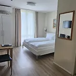Hotel Berghof Amaranth 3*